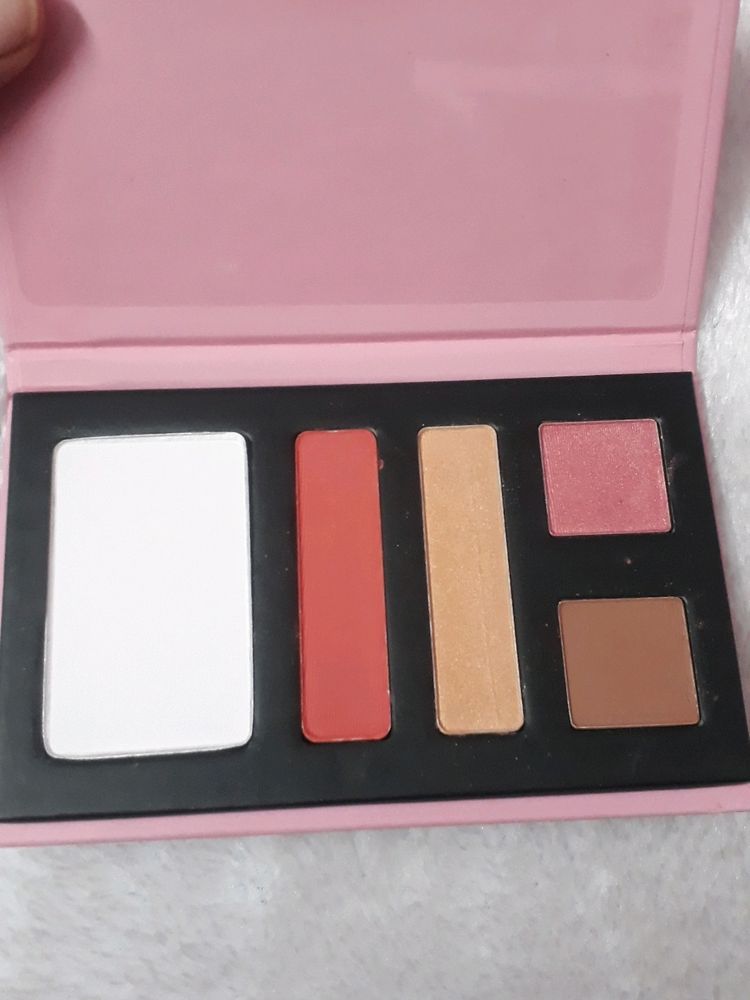 Myglamm popxo Rise &amp; Shine Face &amp; Eye Kit