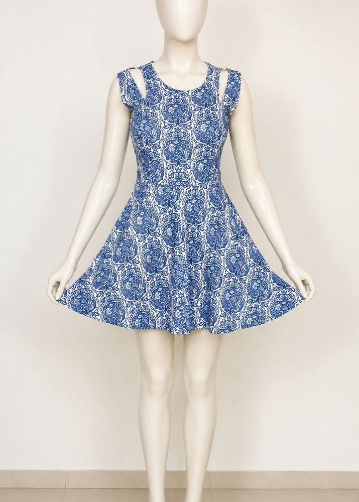 Blue &amp; White Patterned Fit &amp; Flare Dress