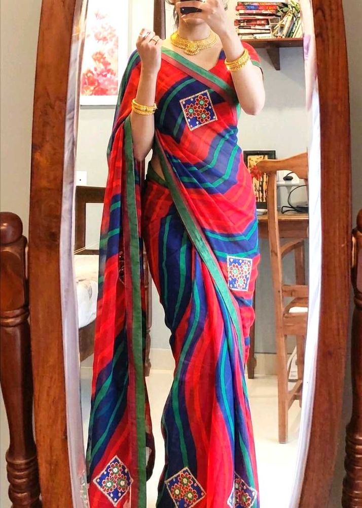 Elegant Striped Saree❤️✨