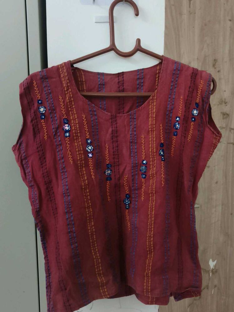 Embroidered Red Cotton Kurta