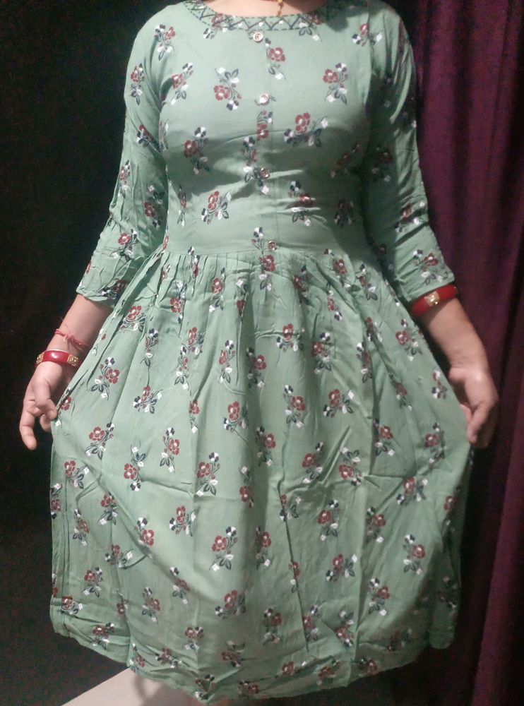 Reyon Kurti