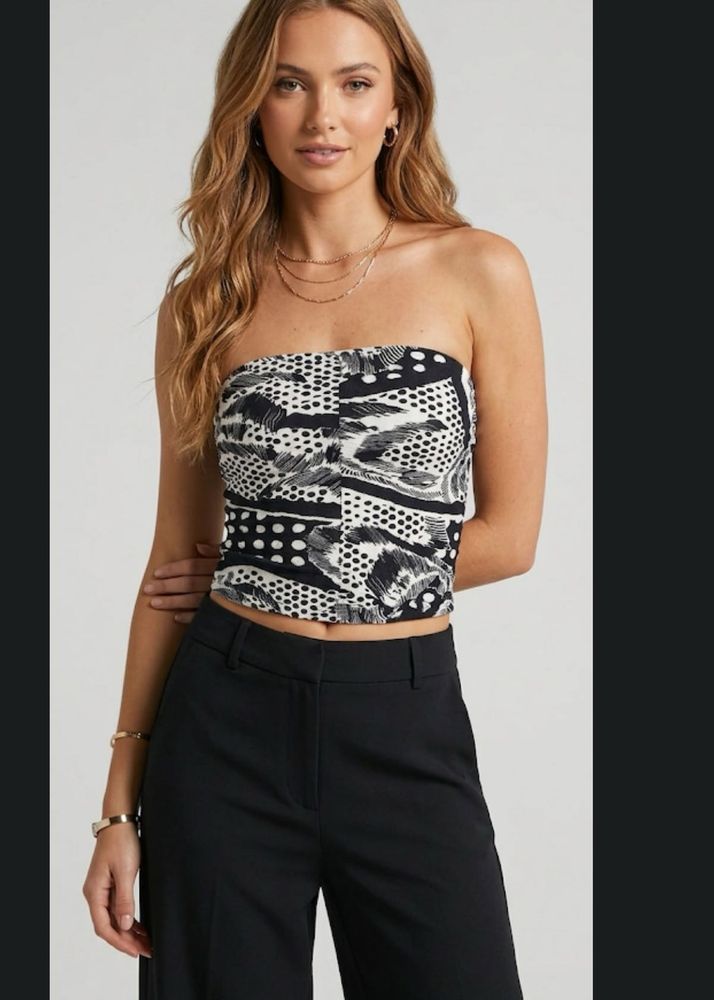 Beautiful Black &amp; White Tube Top