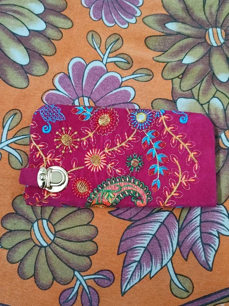 Embroidered Ethnic Clutch Wallet (Purple 💜) – Sty