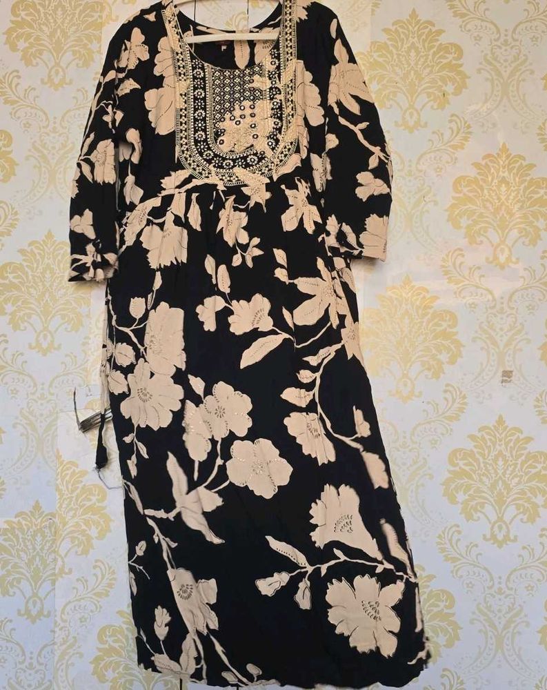 Beautiful Floral Print Kurta