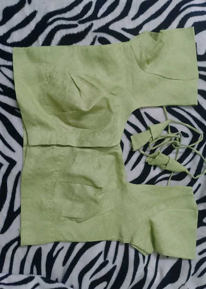 Elegant pistachio Green Blouse