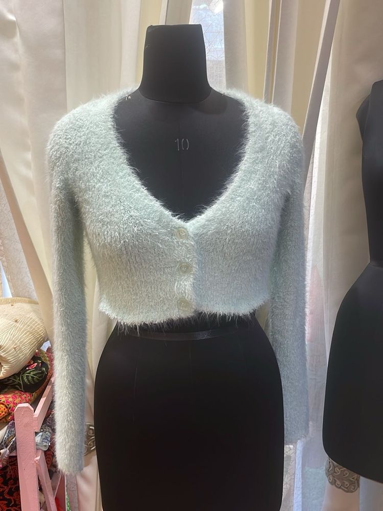 Fluffy Cropped Cardigan