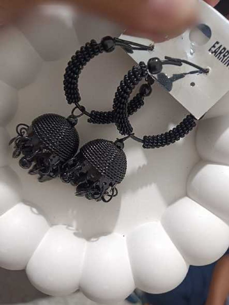 Stylish Black Jhumka Earrings