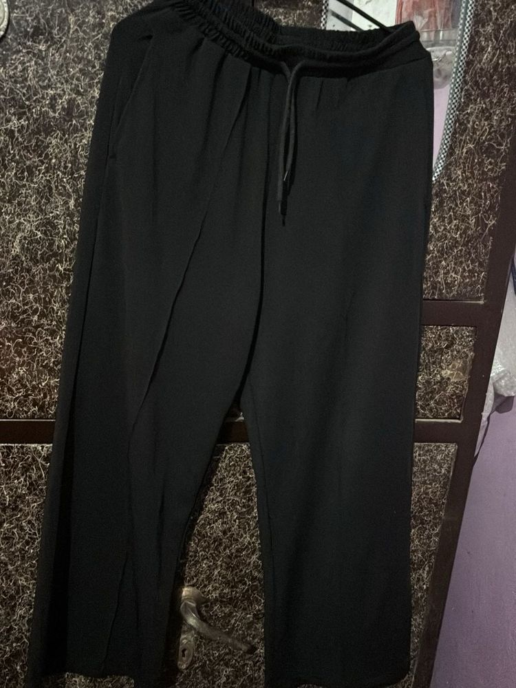Classic Black Wide-Leg Pants