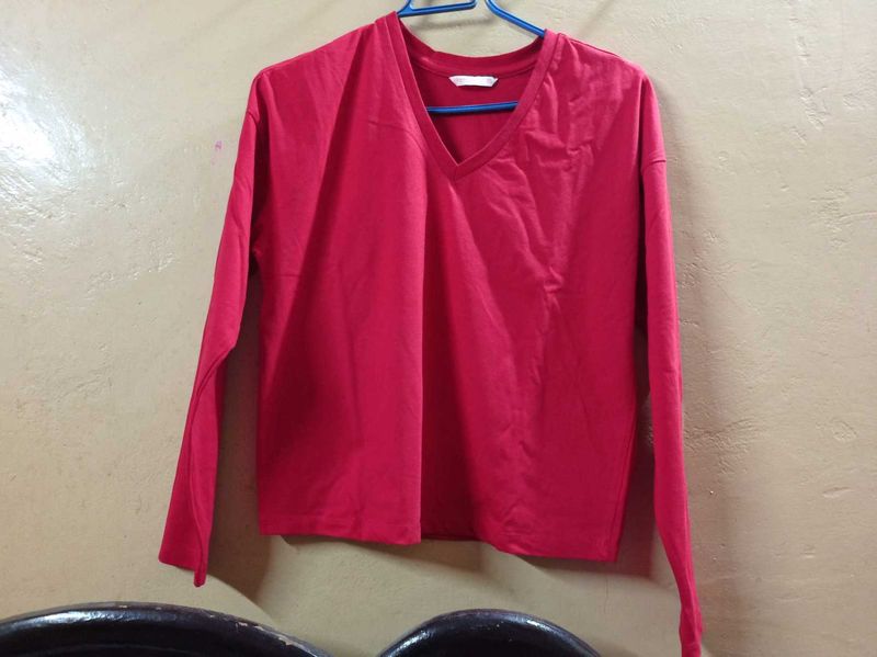 Red V-Neck Long Sleeve Top