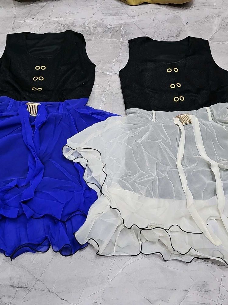 Stunning Blue &amp; White fancy top