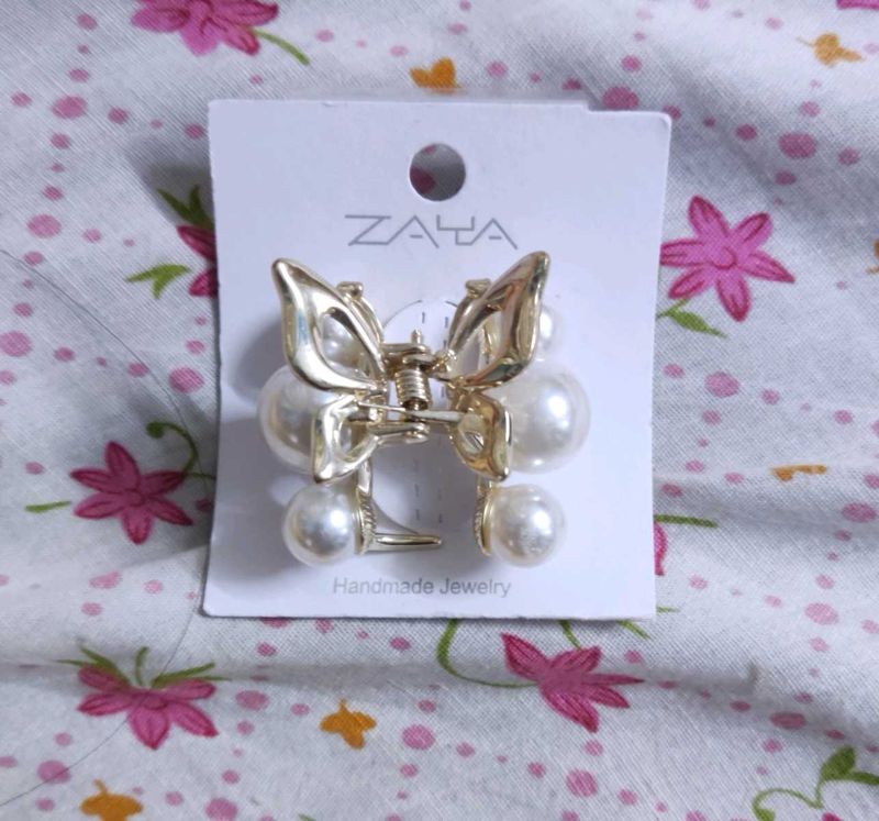 Elegant Pearl Butterfly Hair Claw