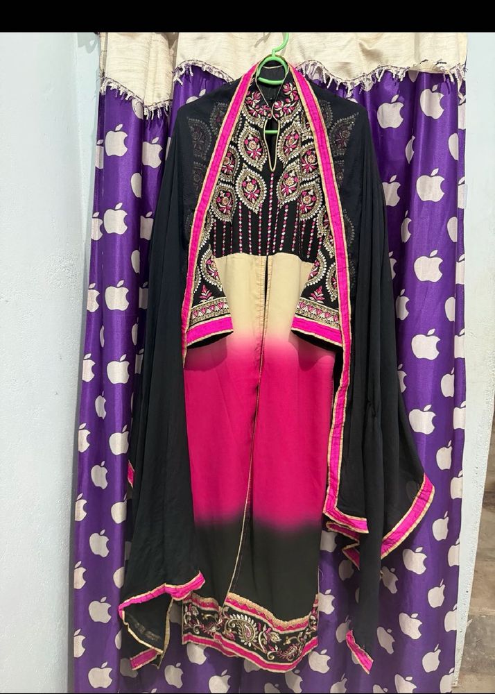 Elegant Black and Pink Kurta Set