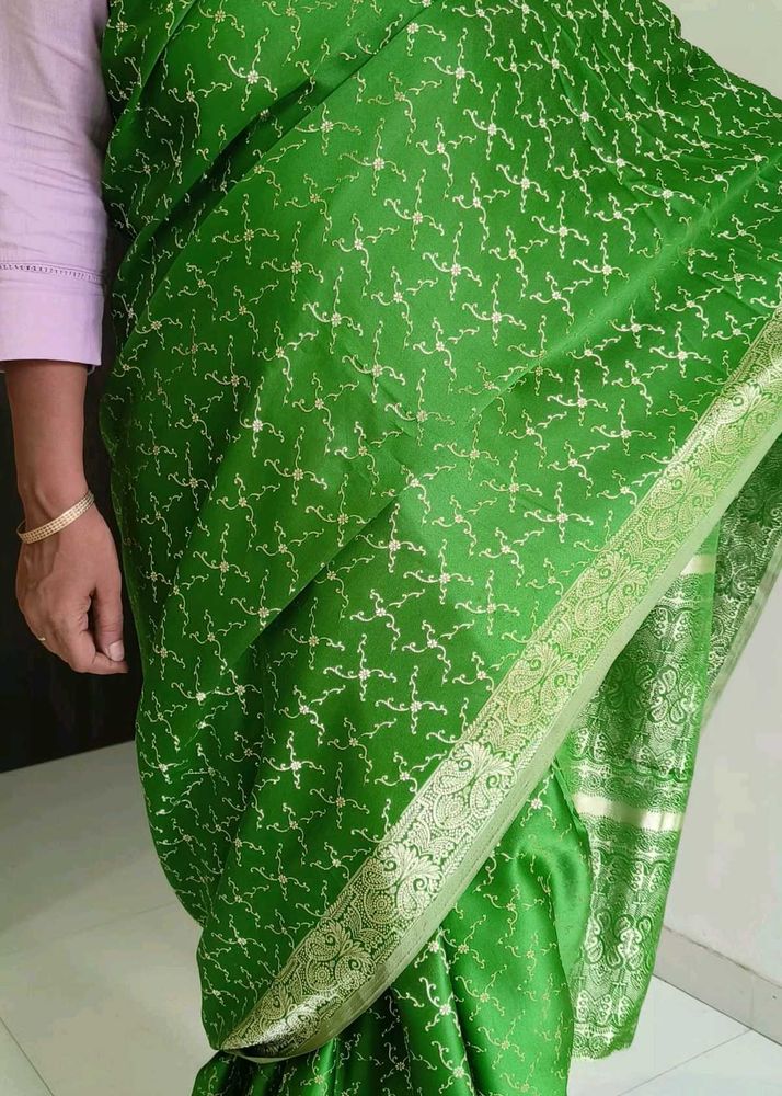 Elegant Green Silk Saree with Intricate Motifs