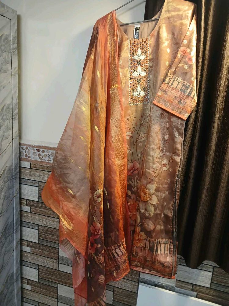 New Elegant Printed Kurta Set