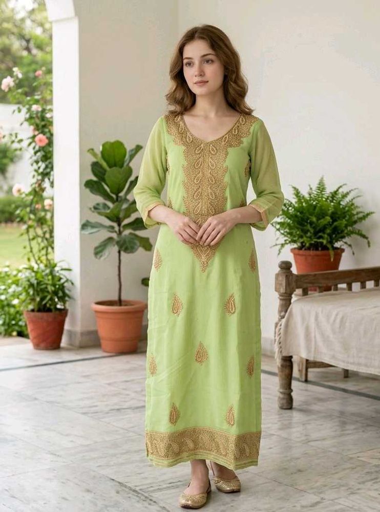Elegant Green Embroidered Kurta