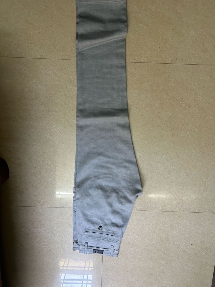 Men's Grey Chinos