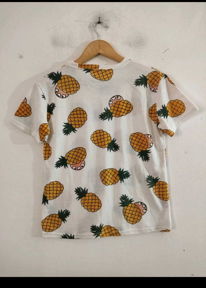 Pinaple tee