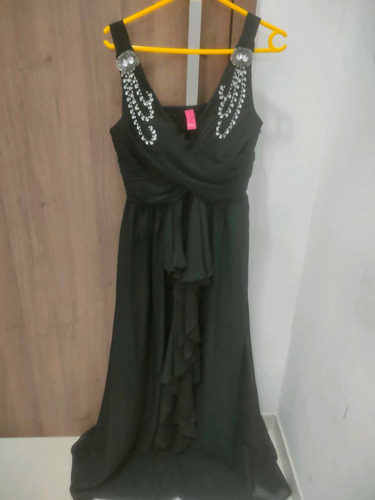 Elegant Black Embellished Maxi Dress