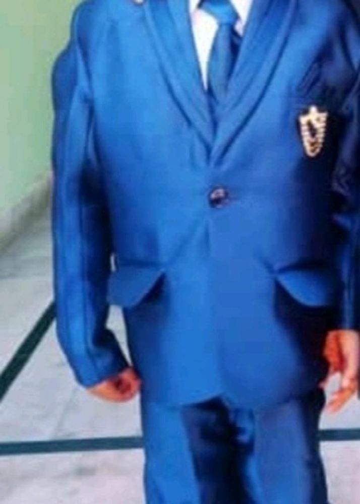 A pent Coat For Boys