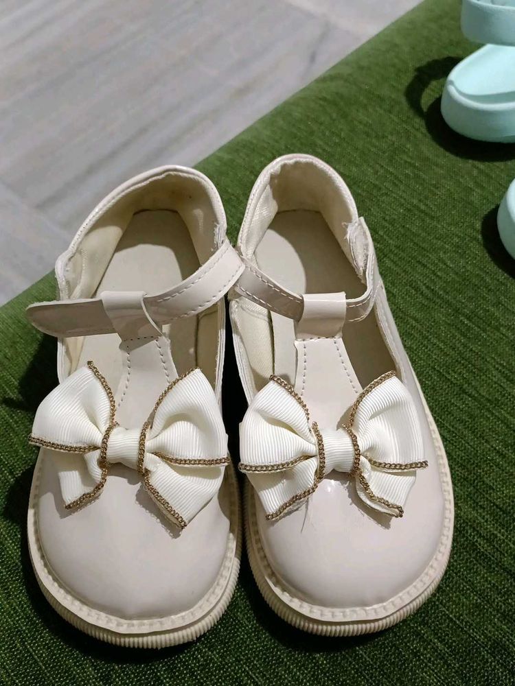 Cute Cream Bow Mary Jane Shoes