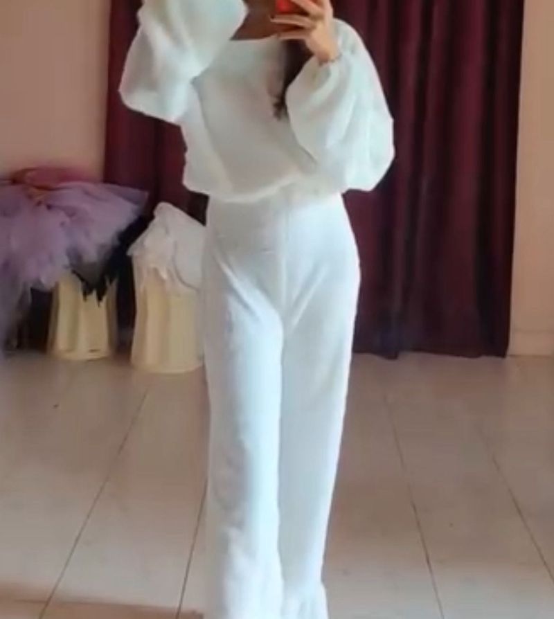 Fluffy White Lounge Set (L to XL SIZE)