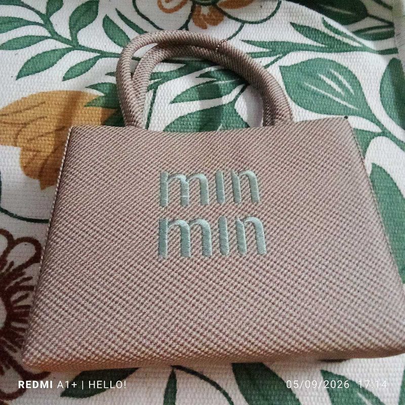 Stylish Neutral Handbag