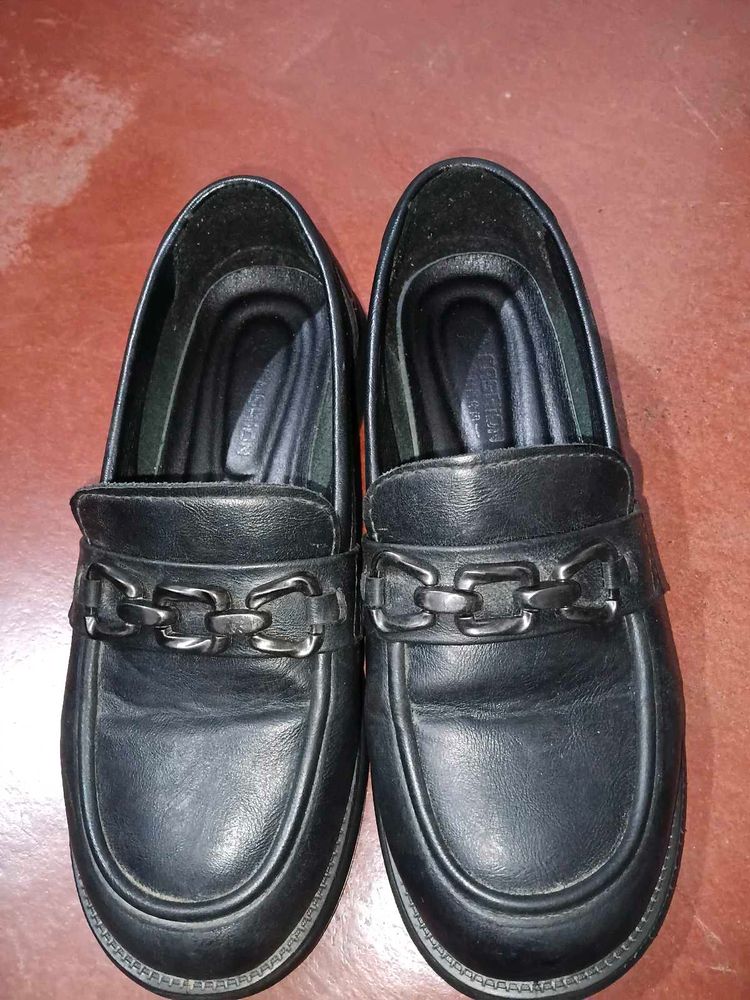 Stylish Black Loafers