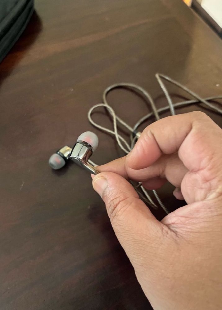Wired Earphones with Mic