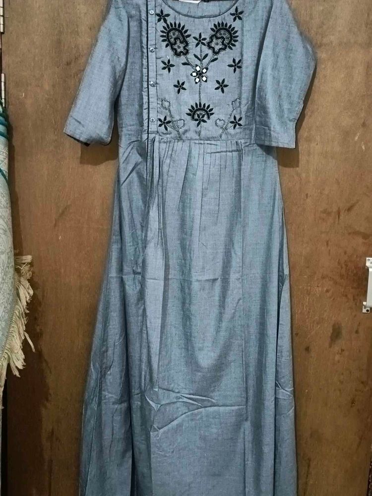 gray embroidery full long gown