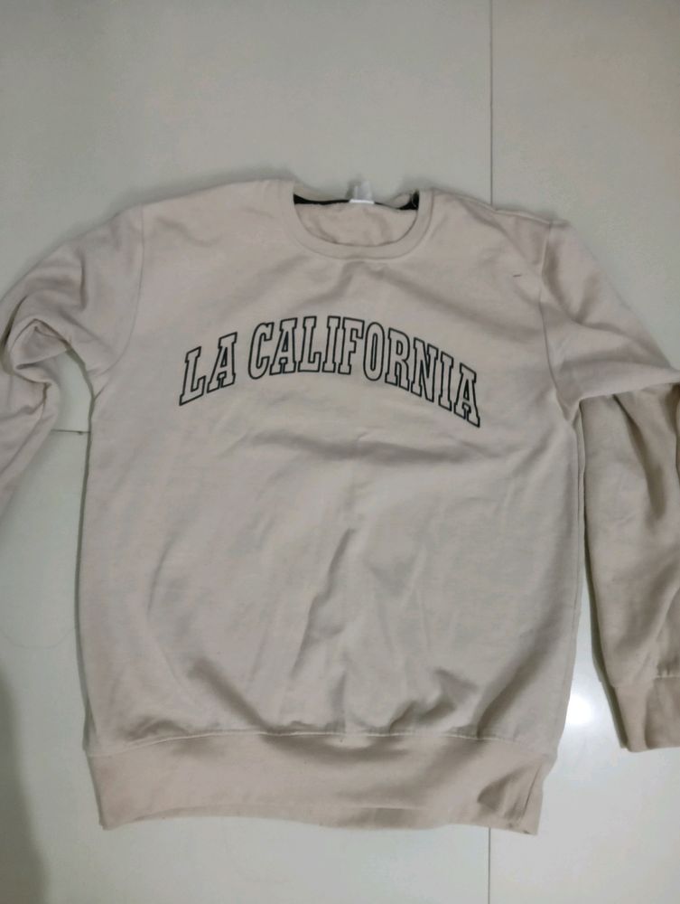 oversized sweatshirt