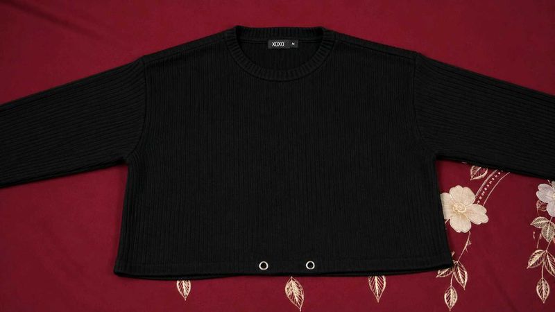 Black Ribbed Cropped Top