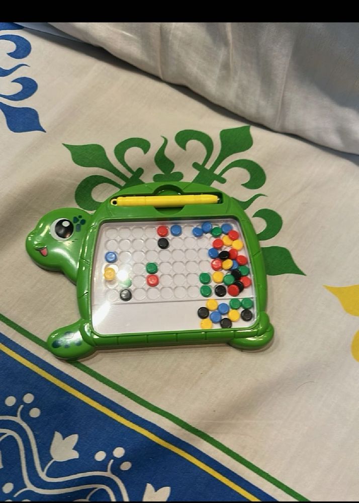 Magnetic Drawing Board Turtle Toy