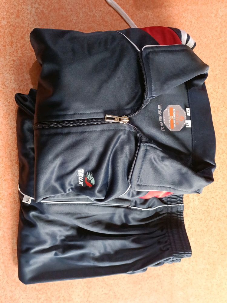 L,XL Size Mens Tracksuit