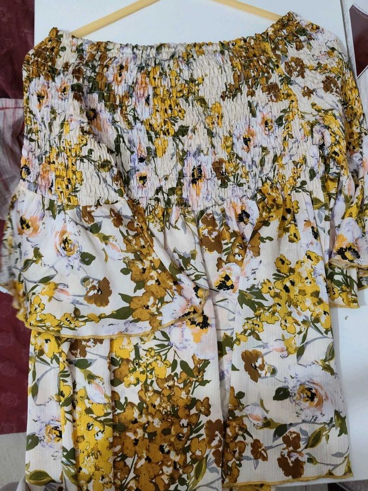 GLOBAL REPUBLIC crisped top