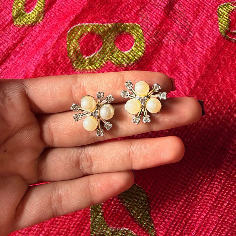 Elegant Pearl and Crystal Stud Earrings