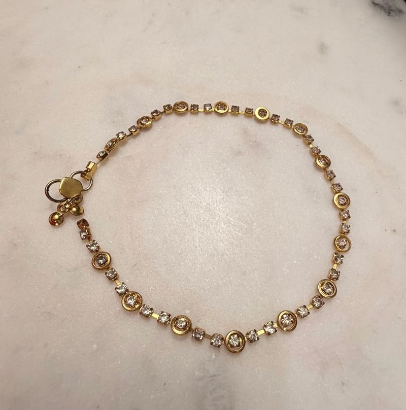 Delicate Gold Anklet with Rhinestones