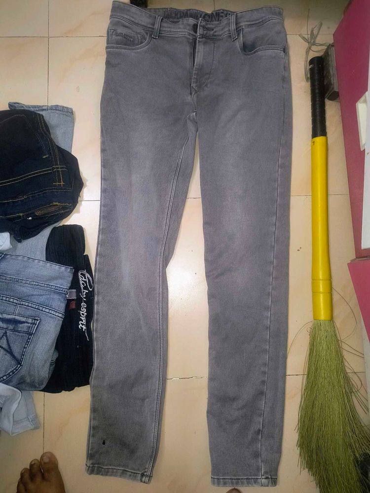 Jeans&amp; trousers &amp;tshirt