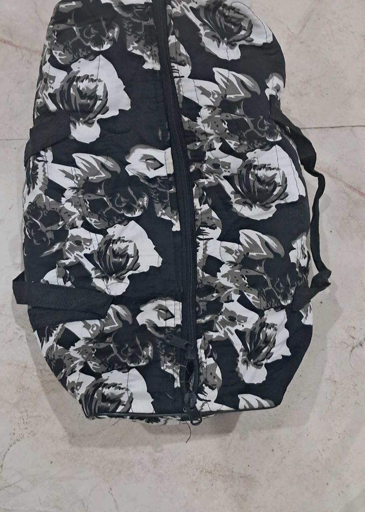 Beautiful Bag With Side And Hidden Pocket