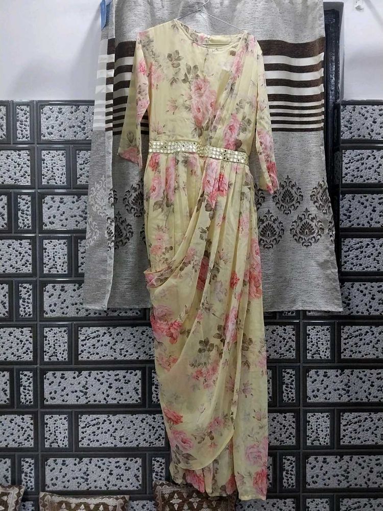 Elegant Floral Print 1 piece dress 💛🌟