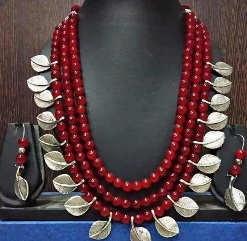Red Beaded Necklace &amp; Earring Set