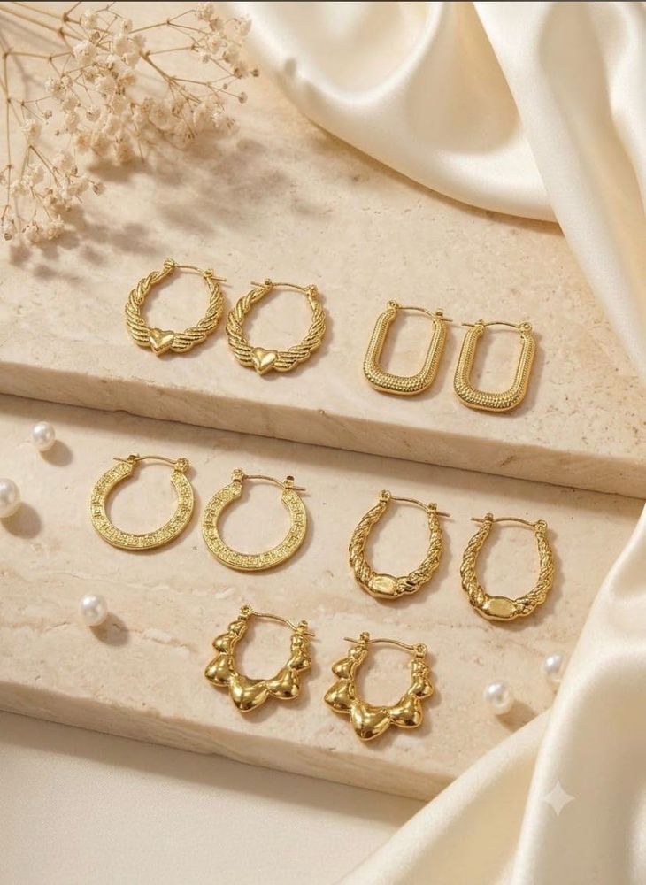 Elegant Gold Hoop Earrings Set