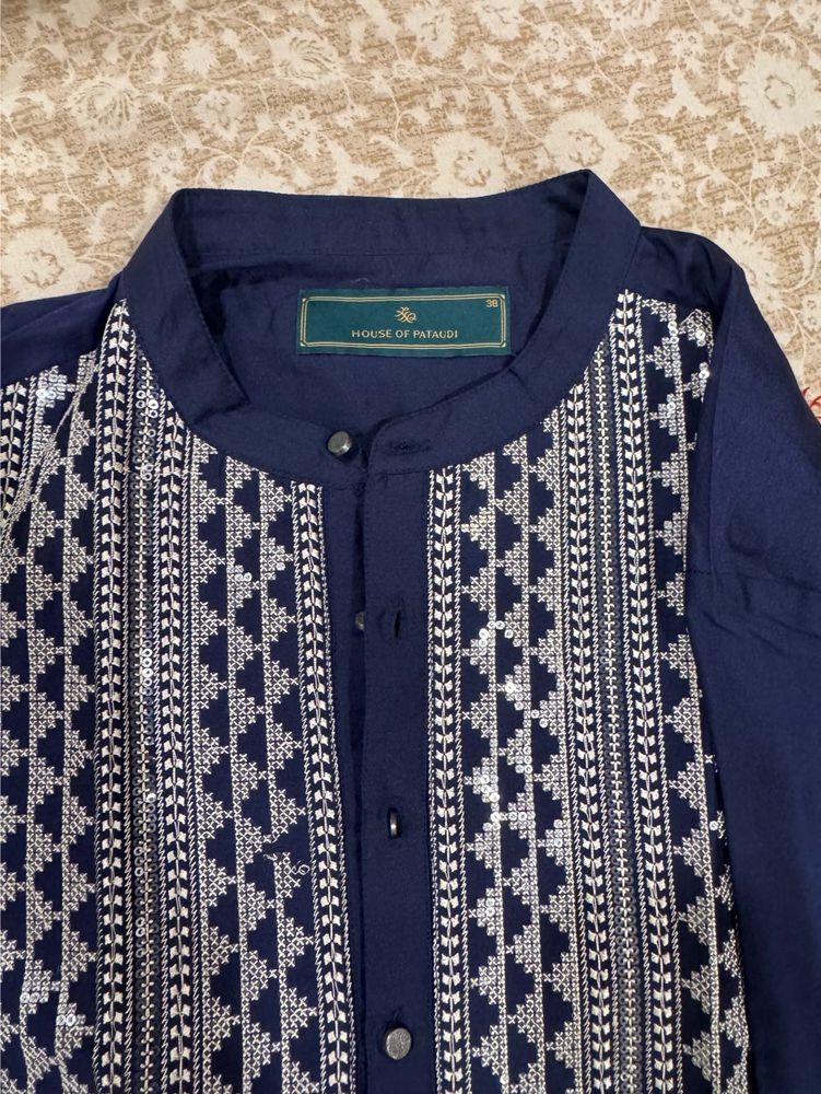 Elegant Navy Blue Kurta with White Embroidery