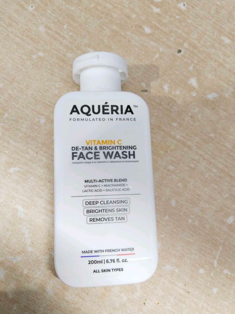 Aqueria Vitamin C Face Wash