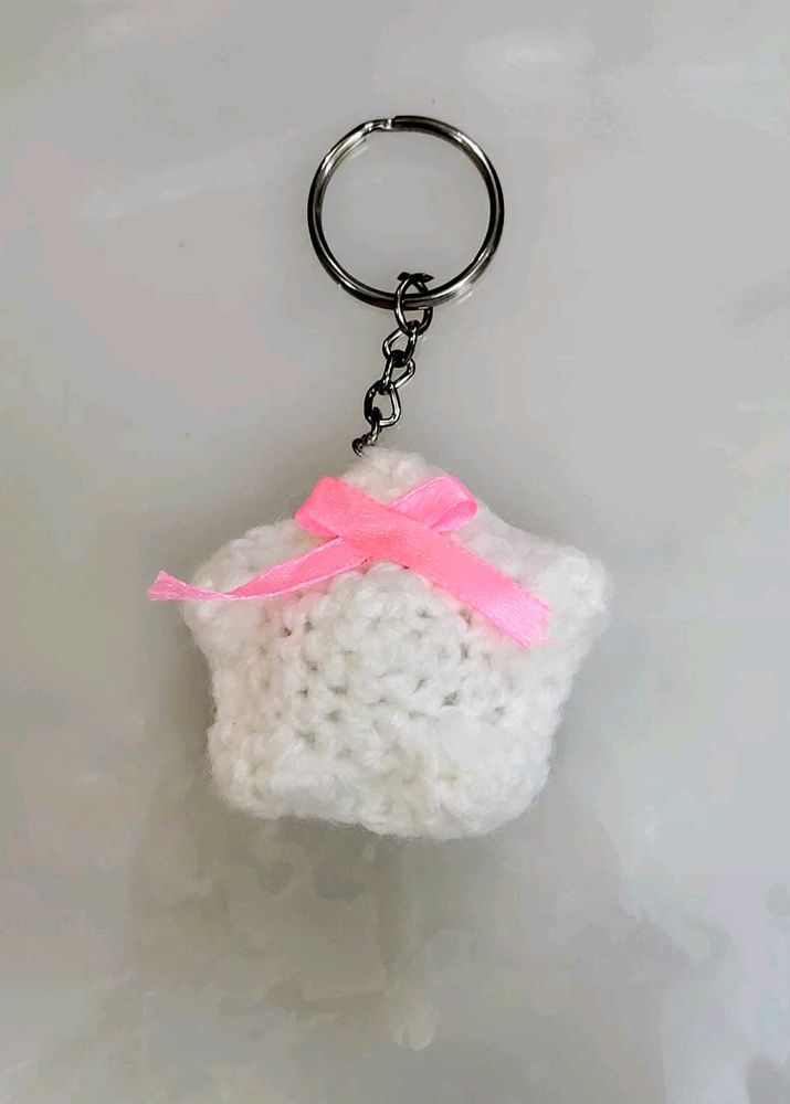 Crocheted Star Keychain with Pink Bow