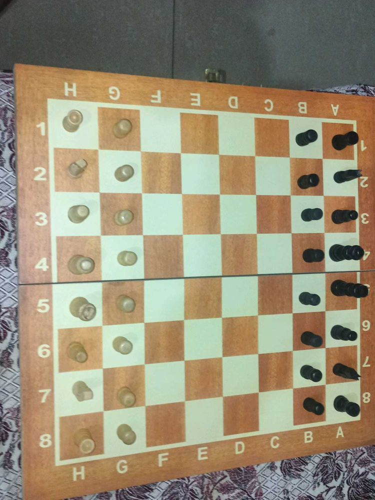 Foldable Wooden Chess