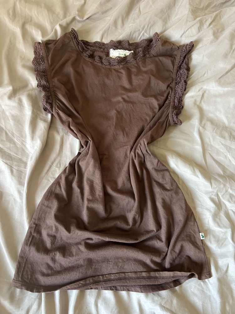 Brown Lace Trim T-Shirt