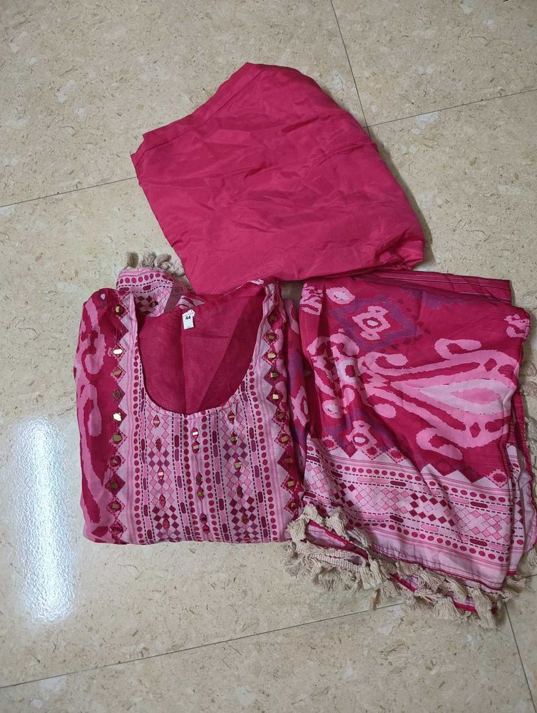 Beautiful Pink Ethnic Kurta Set