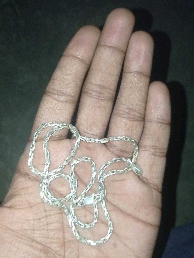 Elegant Silver Chain Necklace