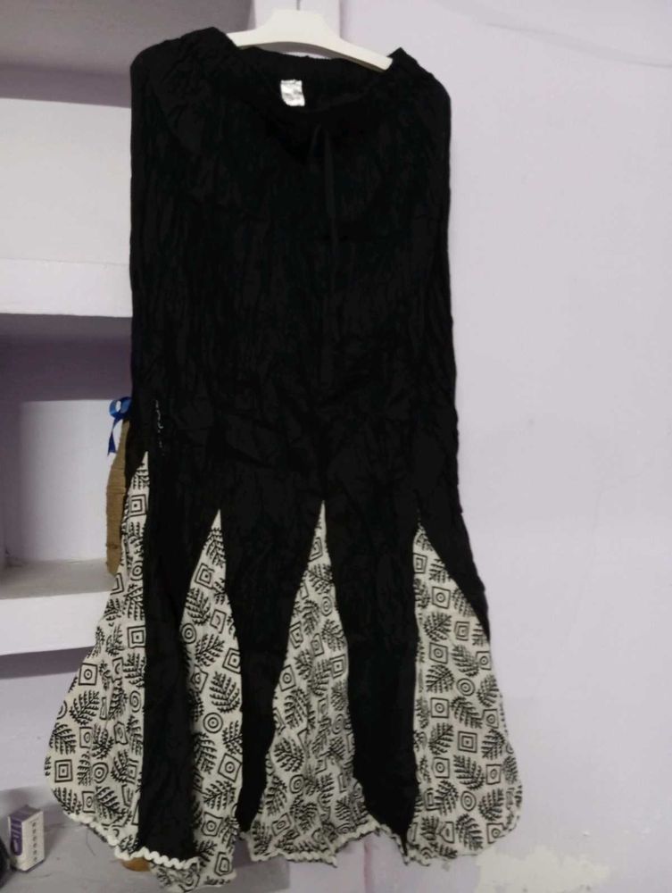Ethnic Skirt of 2 different pattern