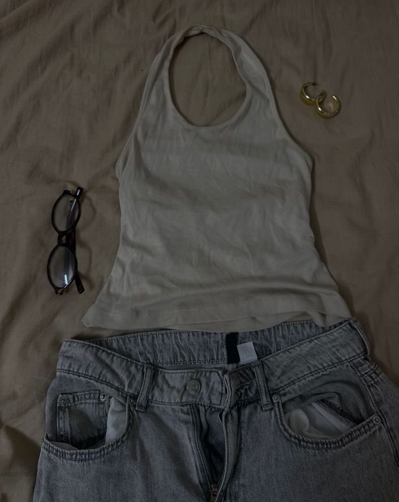 Cream Halter Neck Top &amp; Grey Jeans